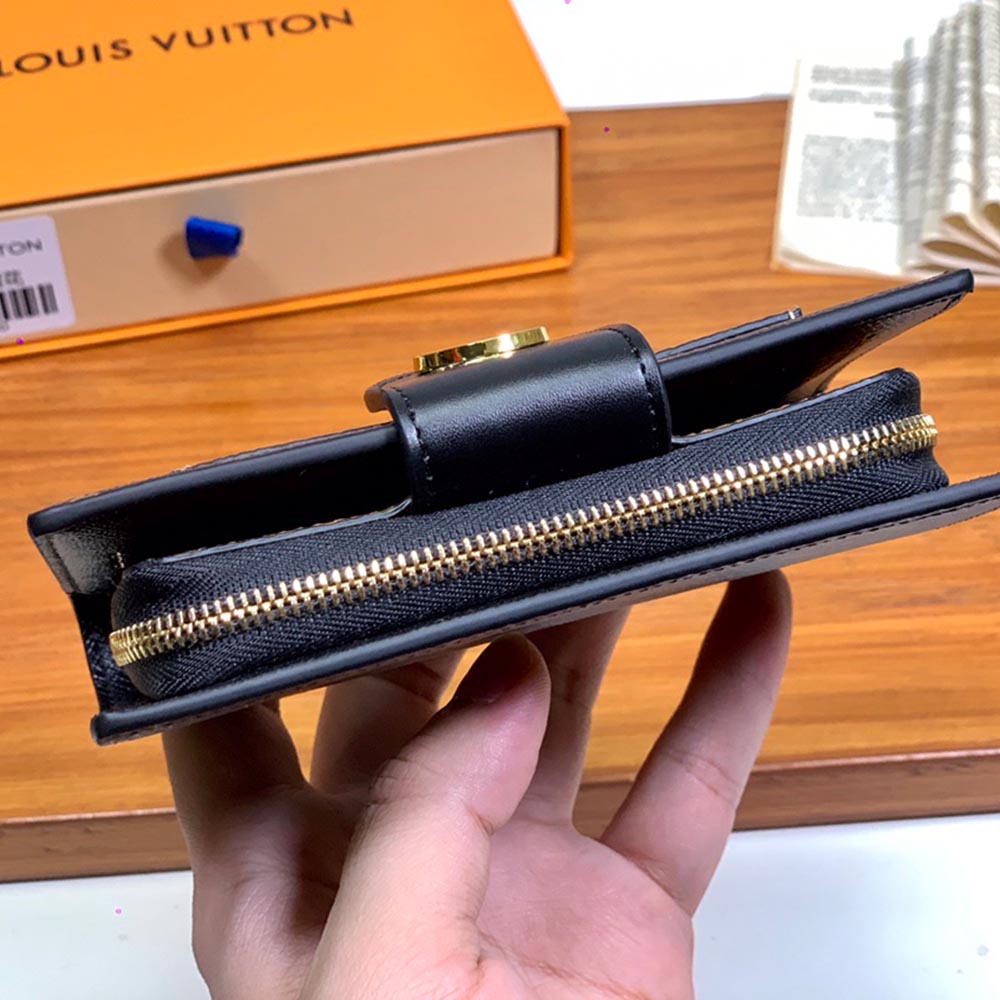 Replica Louis Vuitton Juliette Wallet M69432