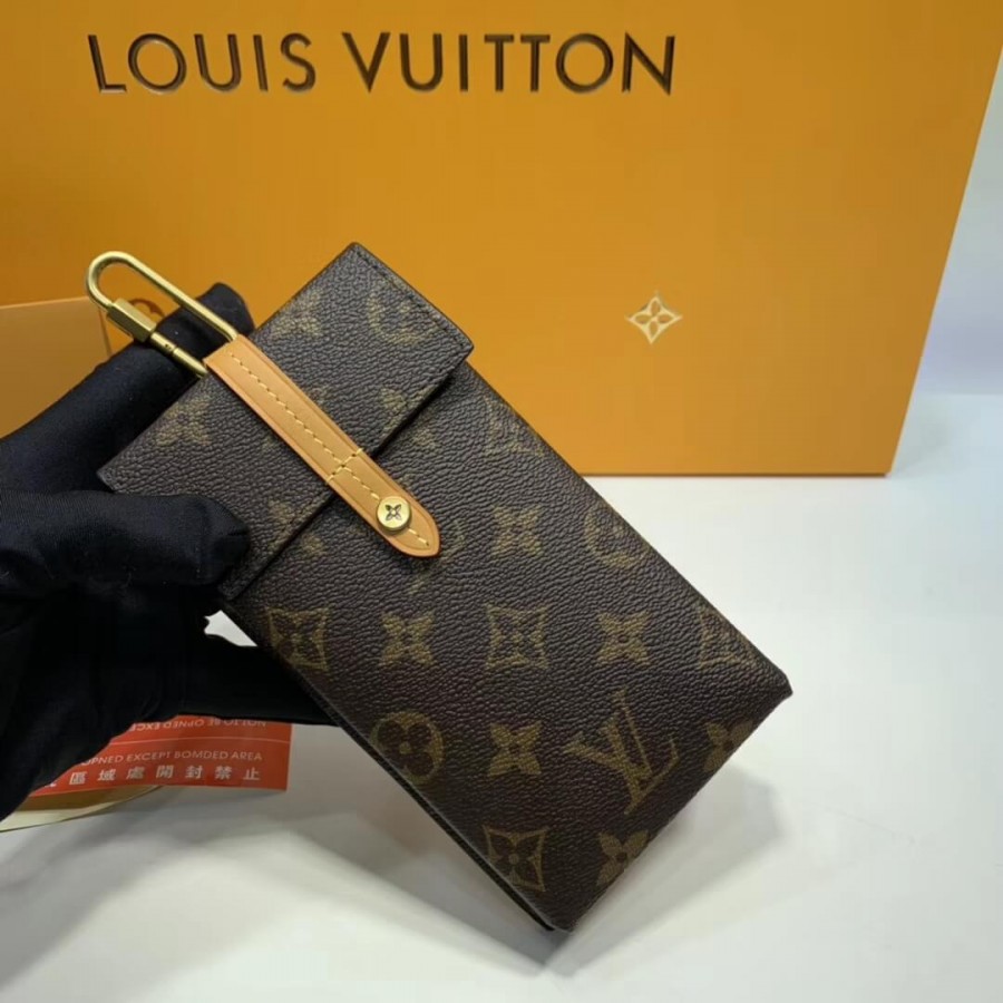 Replica Louis Vuitton Monogram Canvas Box Phone Case M68523