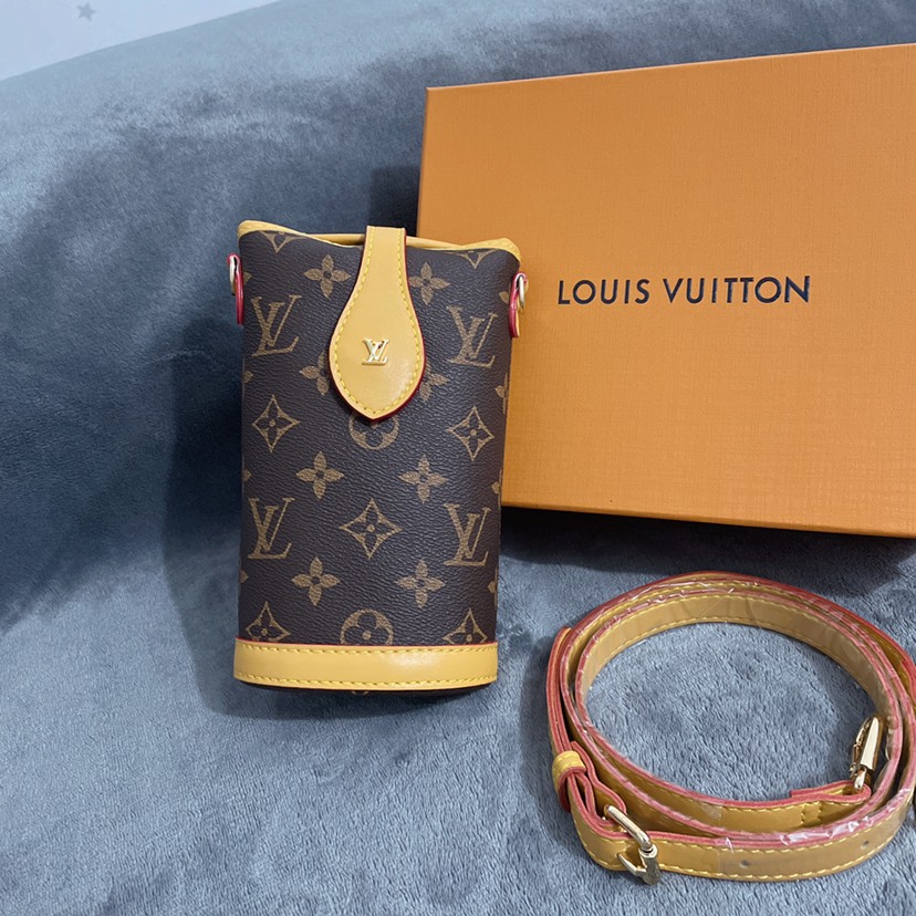 Replica Louis Vuitton Classic Monogram Shoulder Bag K06