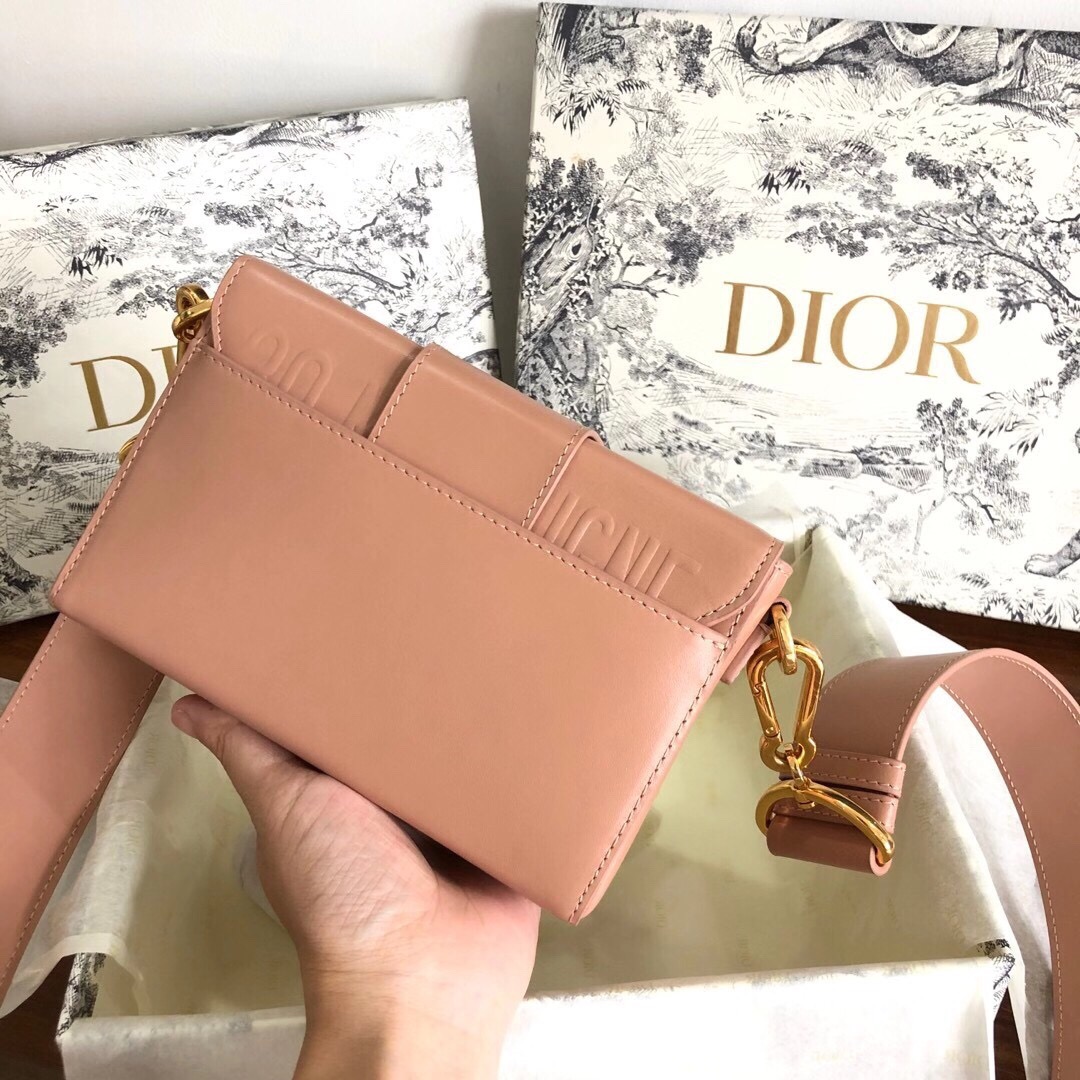 Replica Dior 30 Montaigne Box Bag M9204