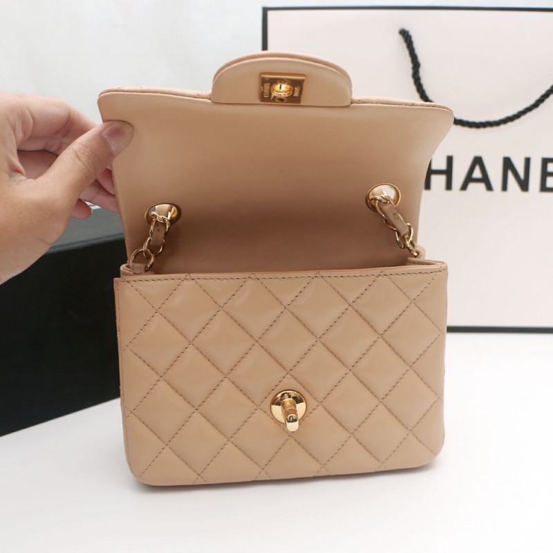 Replica Chanel Lambskin 17Cm Classic Flap Bag 1115