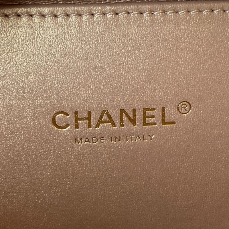 Replica Chanel Gold Vanity Case In Lambskin Style As2900