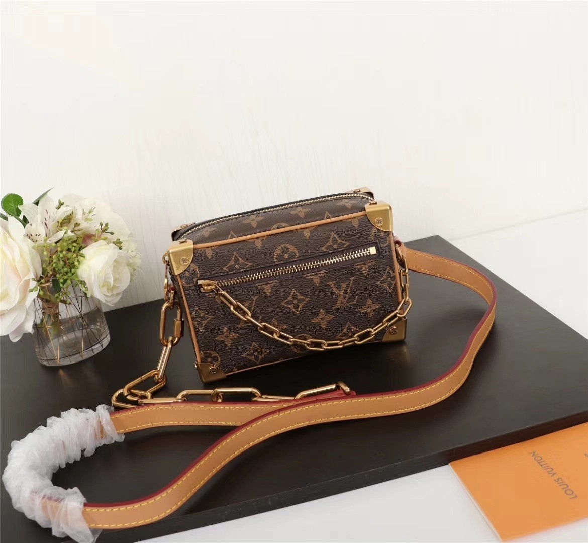Replica Louis Vuitton Mini Soft Trunk M44480