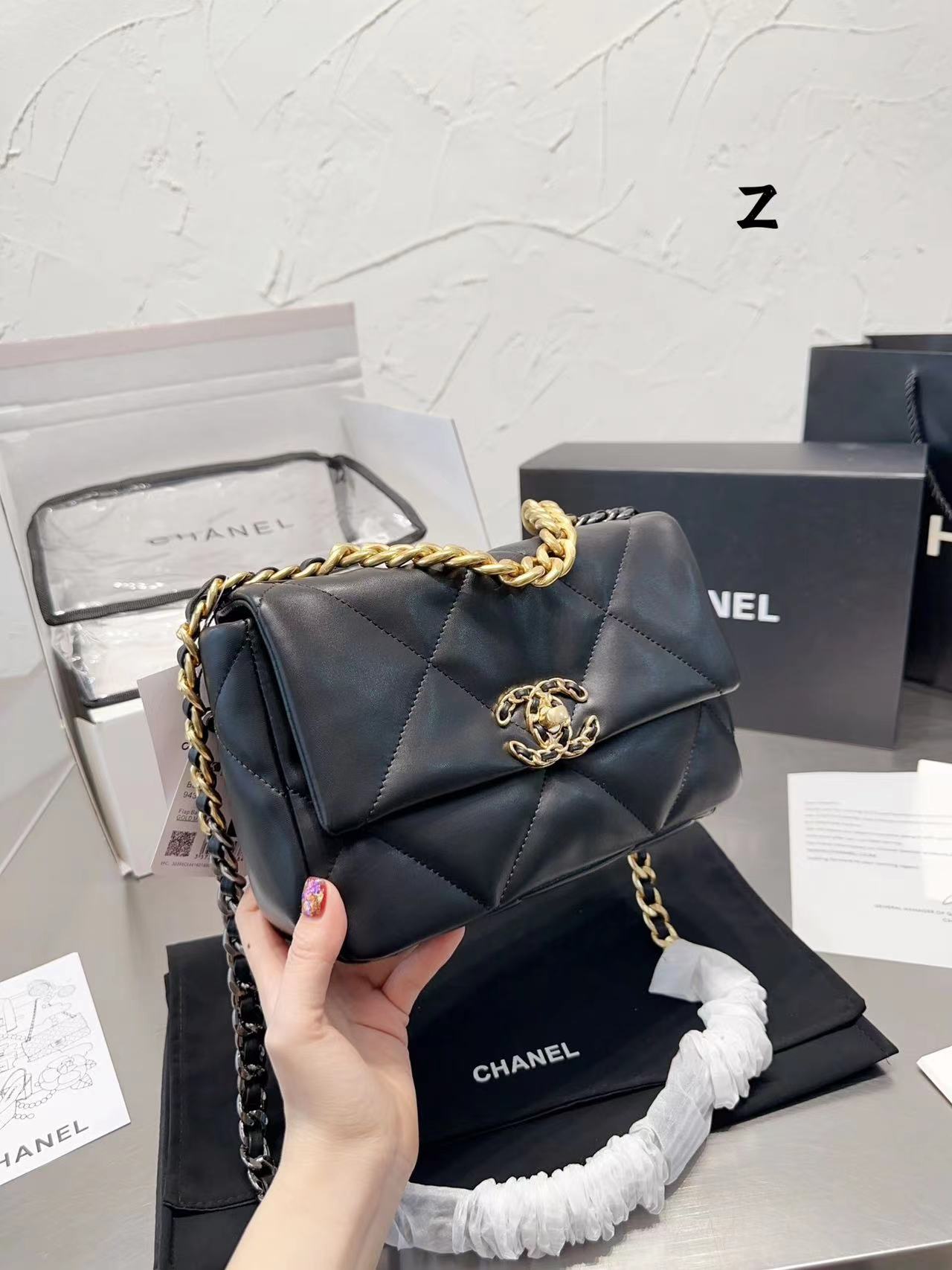 Replica Chanel 19 Hand 2Way Chain Shoulder Bag As1160 Lamb Leather Black Used Women