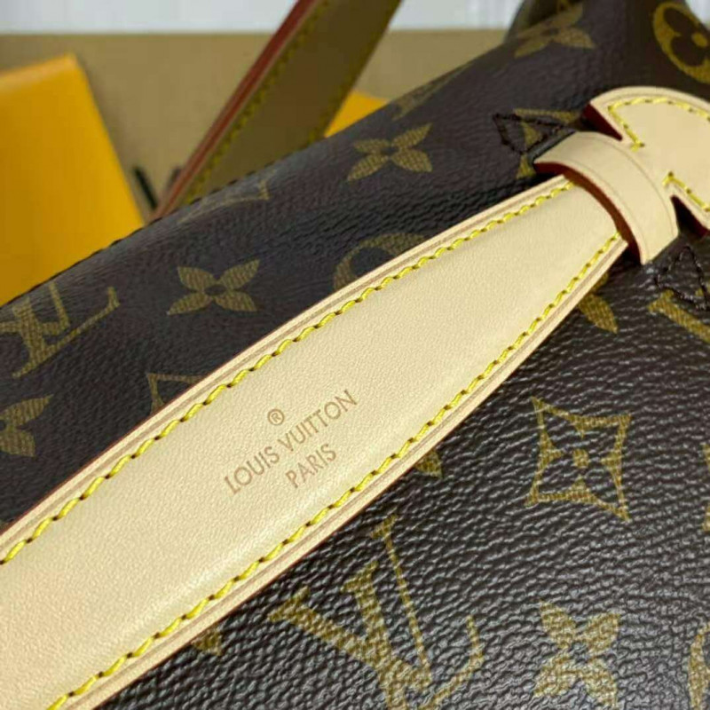 Replica Louis Vuitton Monogram Canvas Bumbag M43644