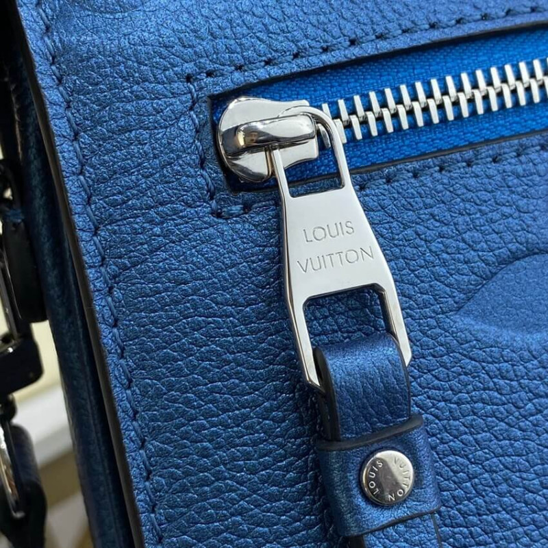 Replica Louis Vuitton Pochette Metis M59211 Navy Nacre