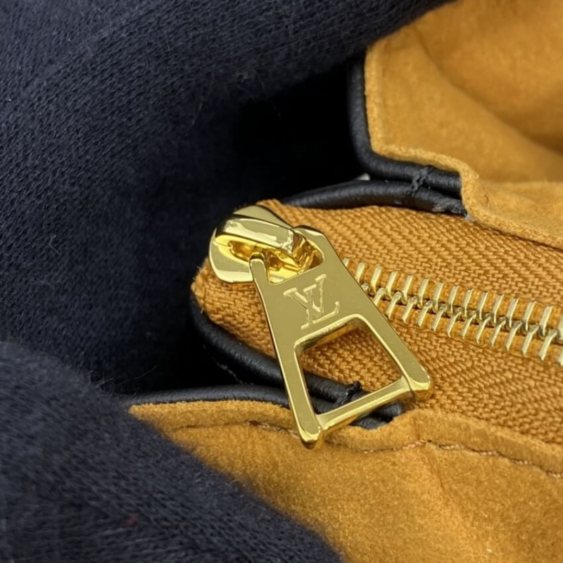 Replica Louis Vuitton Sac Coussin Mm M57782 M57783