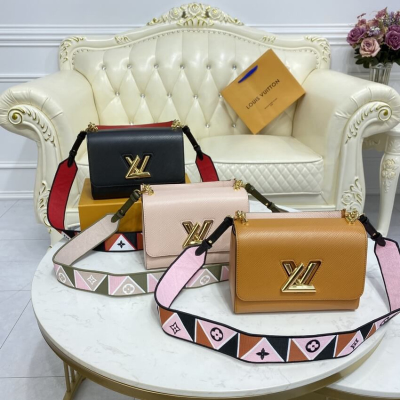 Replica Louis Vuitton Epi Leather Twist Mm M59027 Black