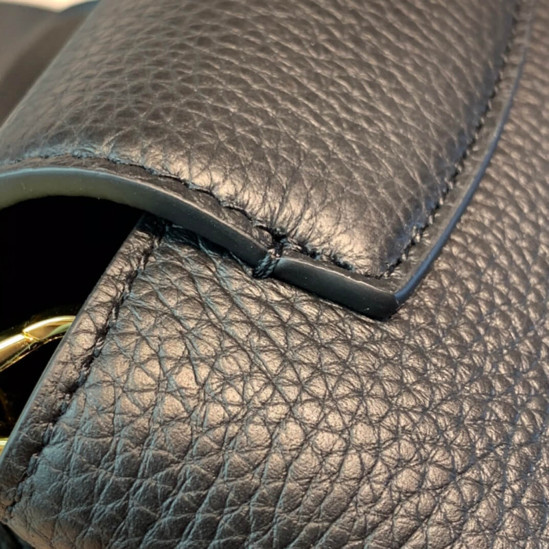 Replica Louis Vuitton Capucines Mini M56071