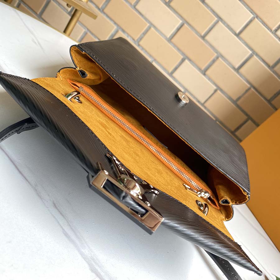 Replica Louis Vuitton Pochette Grenelle Black/White/Green