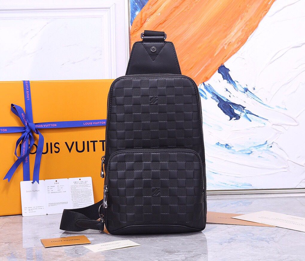 Replica Louis Vuitton Avenue Sling Bag Black N41720
