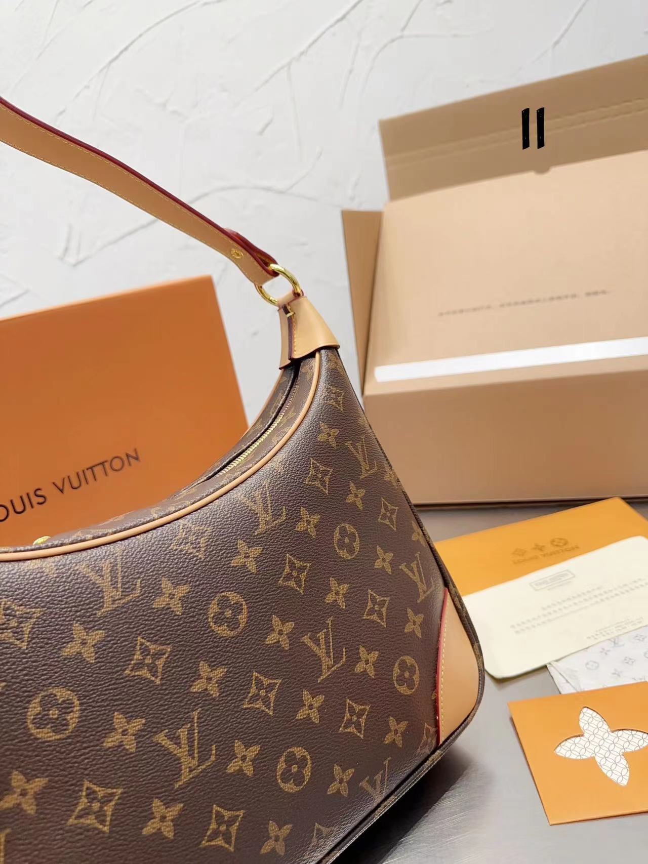 Replica Louis Vuitton Monogram Boulogne 30 Shoulder Bag M51265