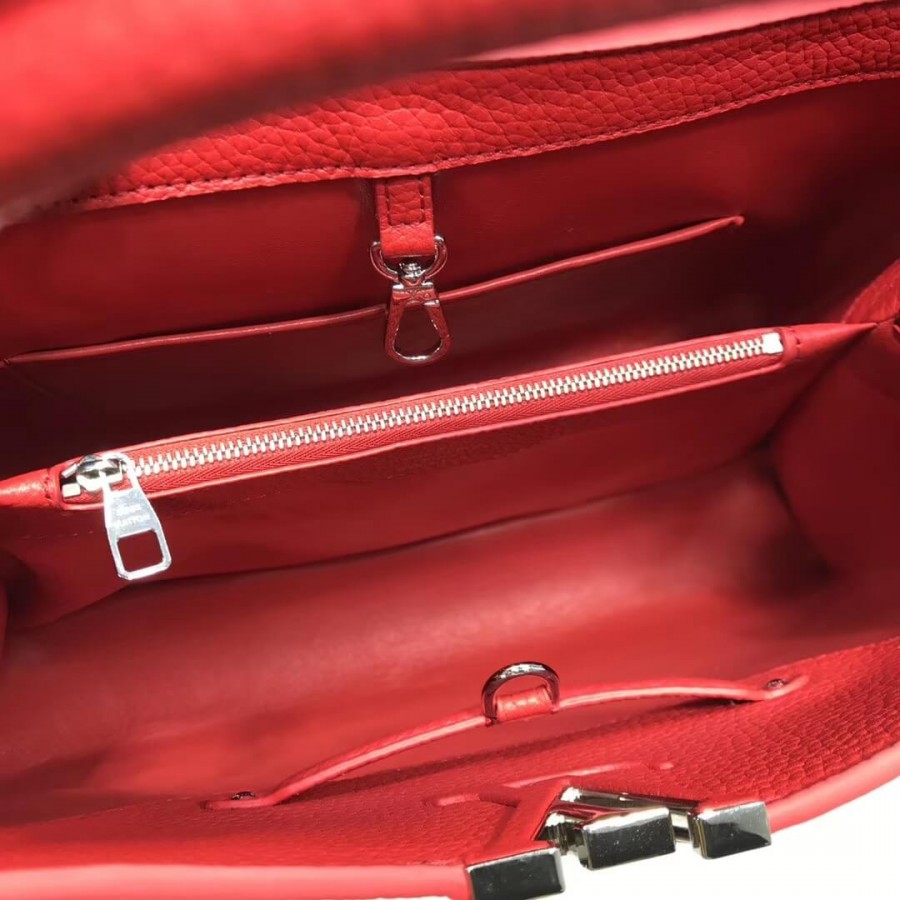 Replica Louis Vuitton Taurillon Leather Capucines Mm M48864