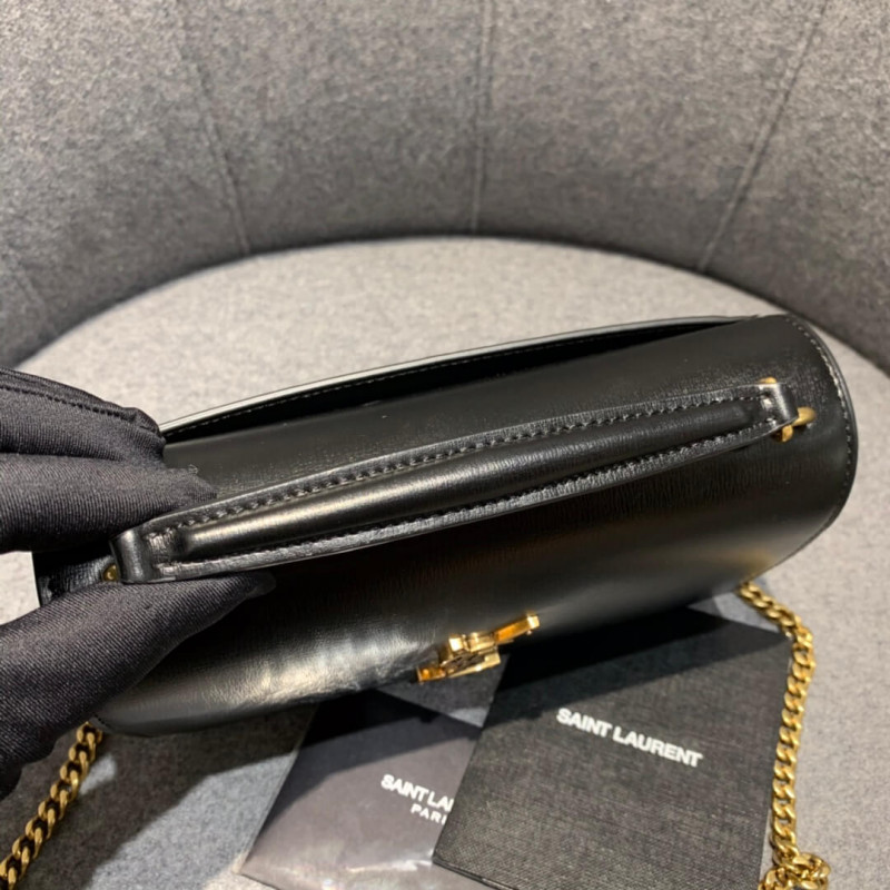 Replica Saint Laurent Sunset Chain Wallet In Smooth Leather 533026
