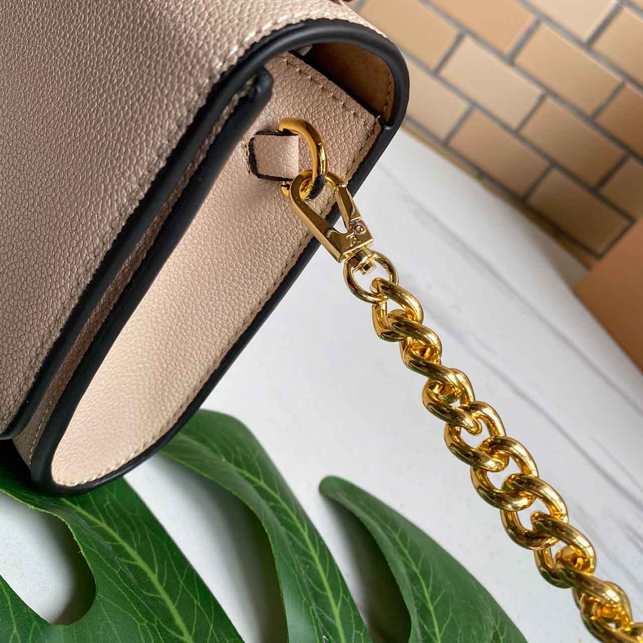 Replica Louis Vuitton Lockme Clutch M56088 Pink/Blue/Black