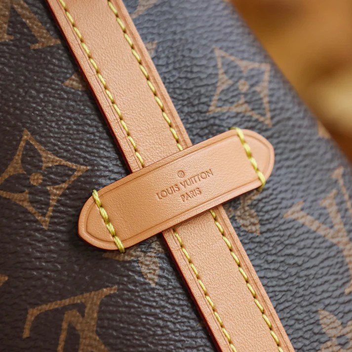 Replica Louis Vuitton Monogram CarryAll PM/MM M46203