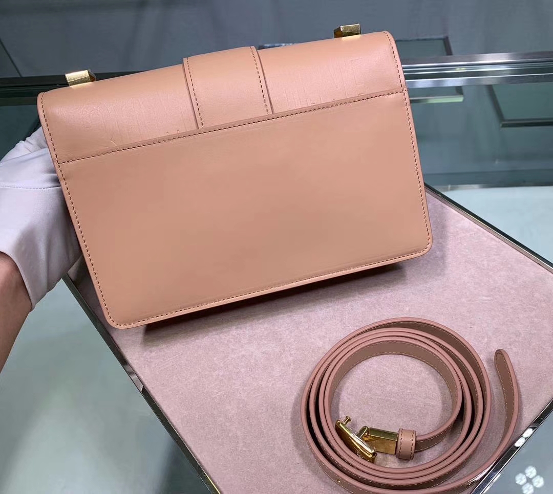 Replica Dior 30 Montaigne Bag M9203
