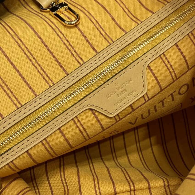 Replica Louis Vuitton Damier Azur Neverfull Mm N50047