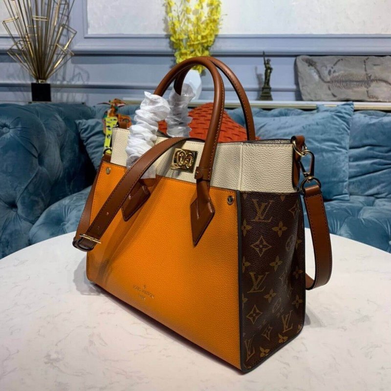 Replica Louis Vuitton On My Side M56077