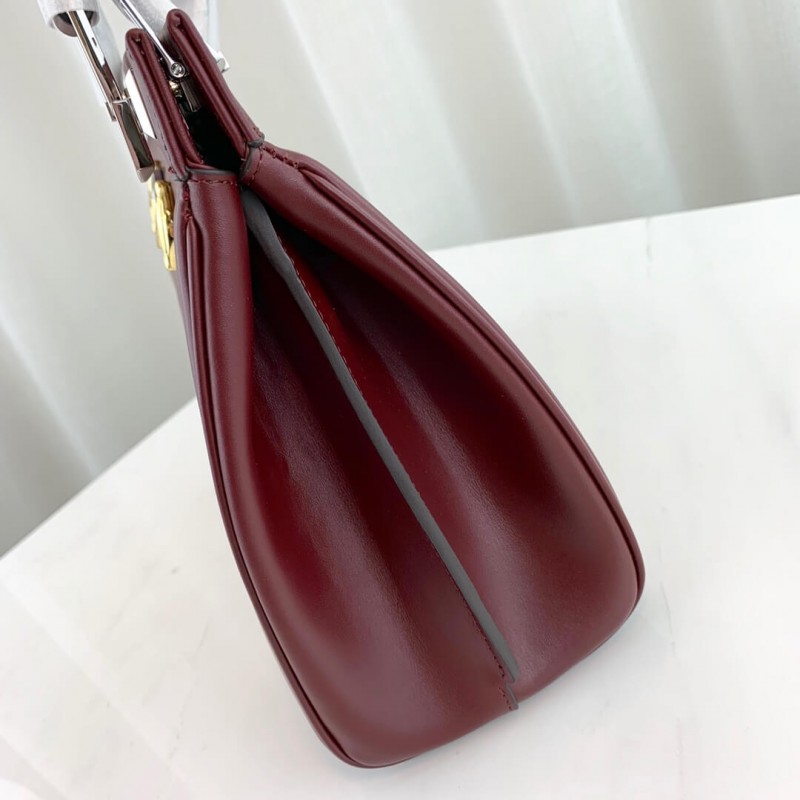 Replica Gucci Zumi Smooth Leather Small Top Handle Bag 569712