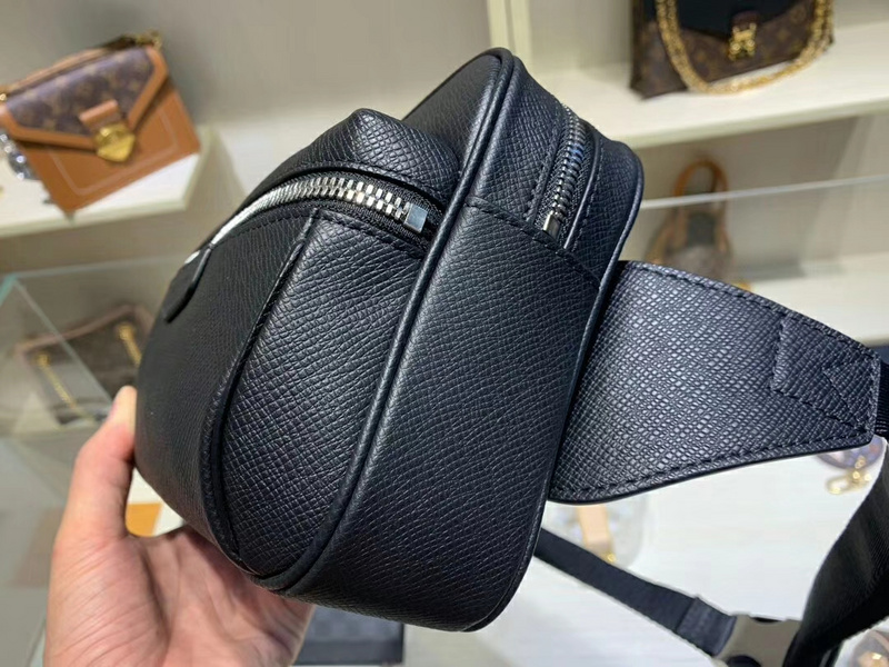 Replica Louis Vuitton Outdoor Bumbag M33438