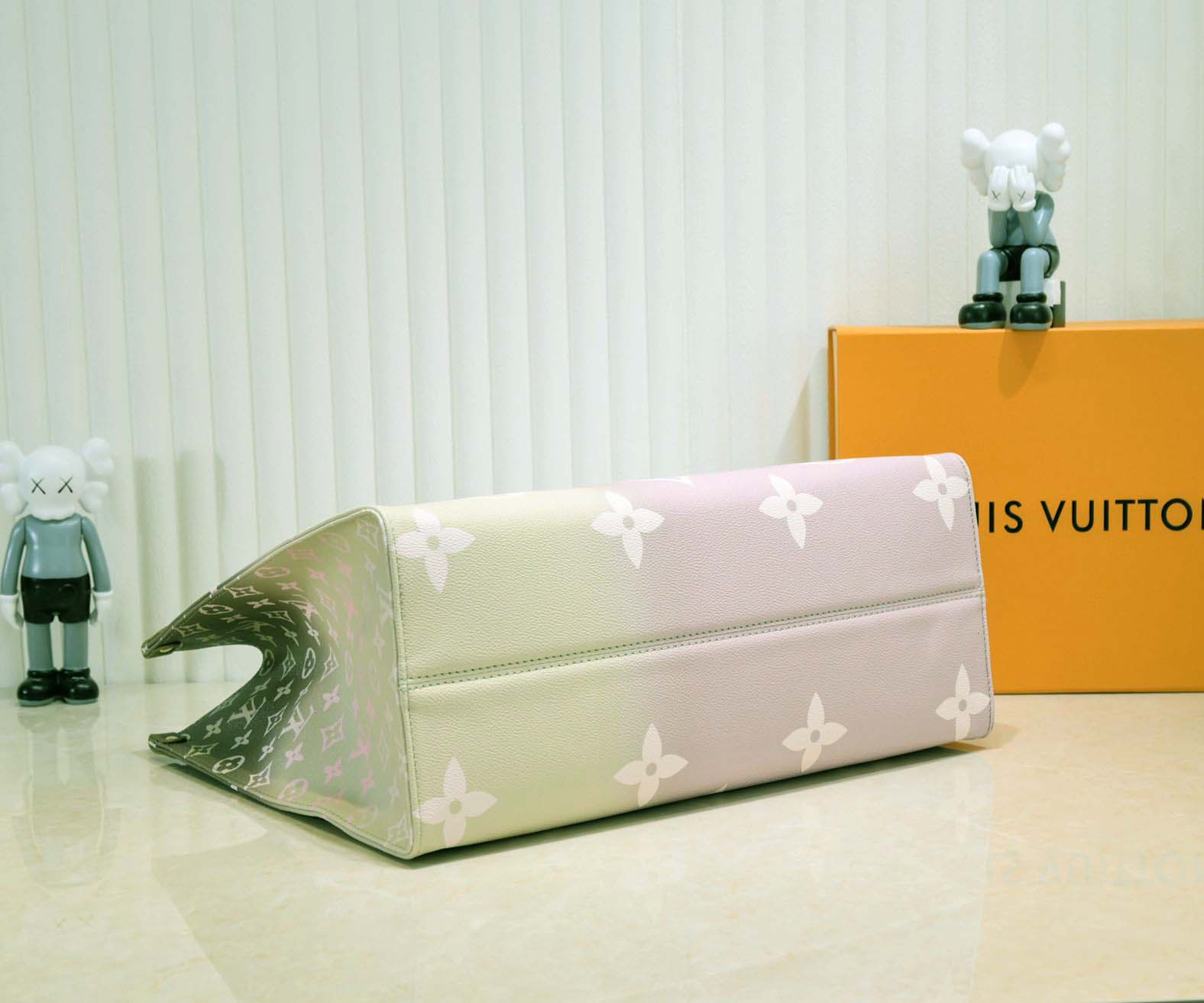 Replica Louis Vuitton Onthego Mm/Gm Tote Bag