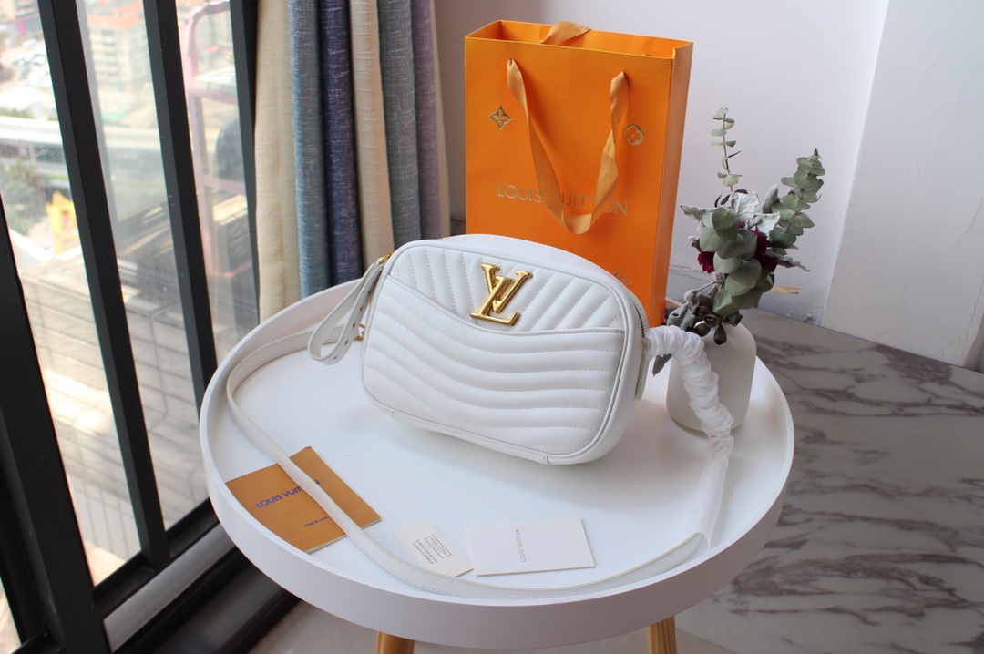 Replica Louis Vuitton New Wave Camera Bag M53683