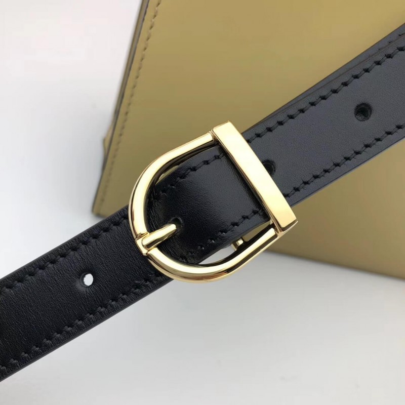 Replica Gucci Zumi Smooth Leather Small Shoulder Bag 576388