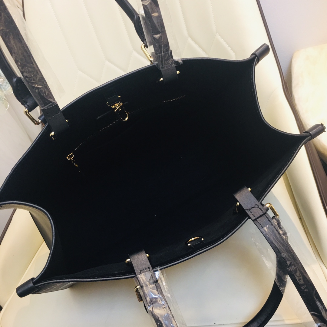 Replica Louis Vuitton Onthego Mm M44568