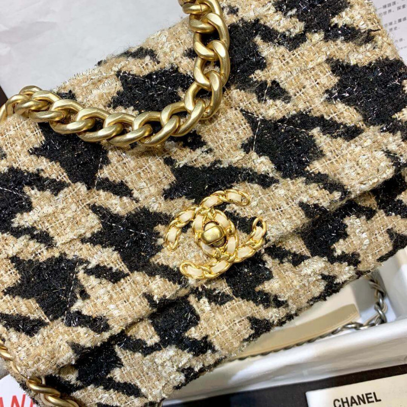 Replica Chanel 19 Tweed Maxi Flap Bag As1160