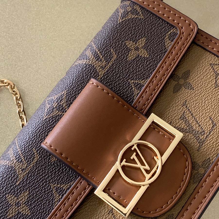 Replica Louis Vuitton Dauphine Chain Wallet