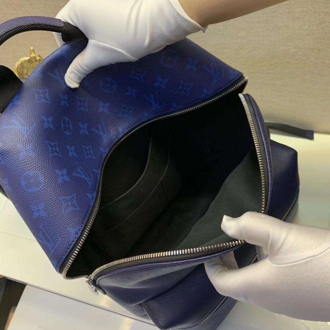 Replica Louis Vuitton Aaa-Discovery Backpack M30232 M30228