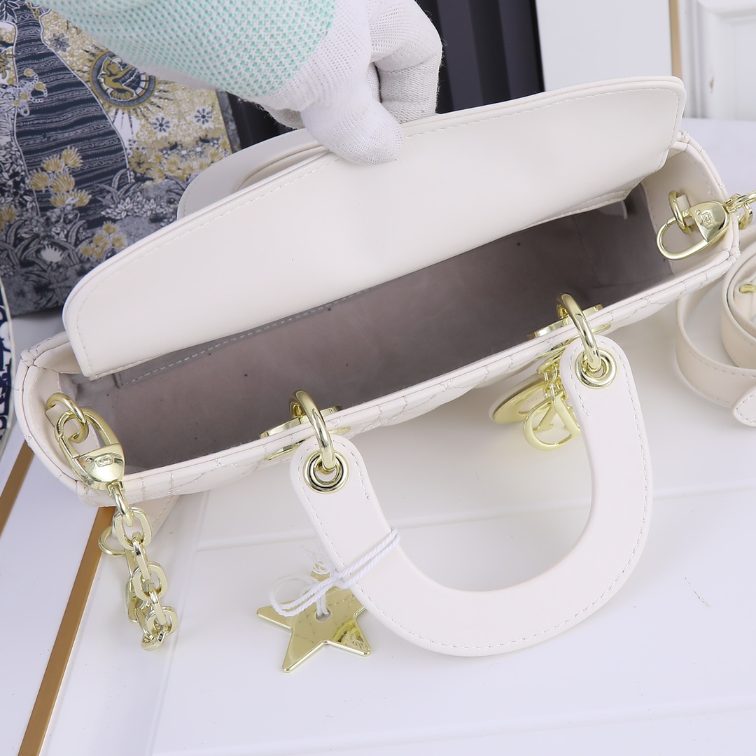 Replica Dior Lady D-Joy Bag