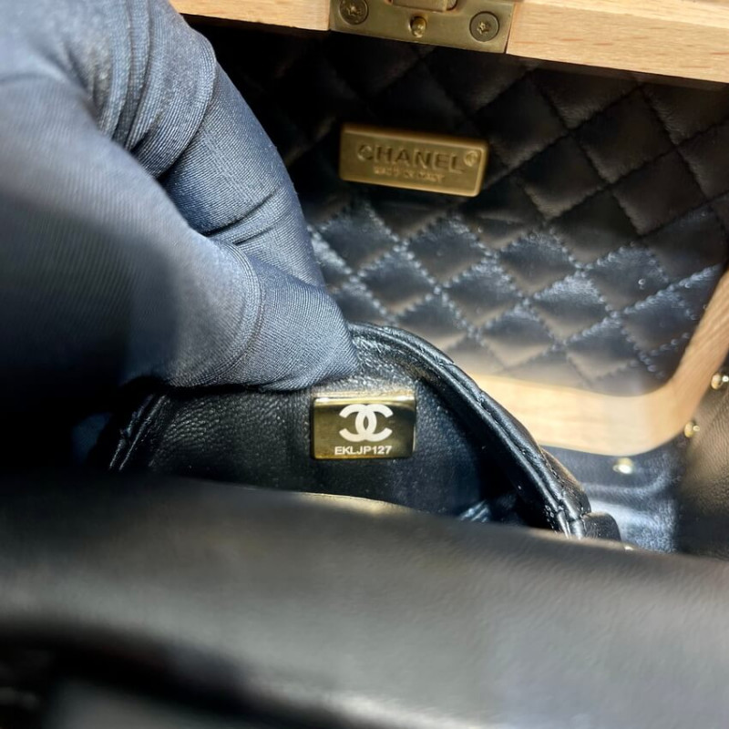 Replica Chanel Vanity Case Beech Wood As2926 Beige Black