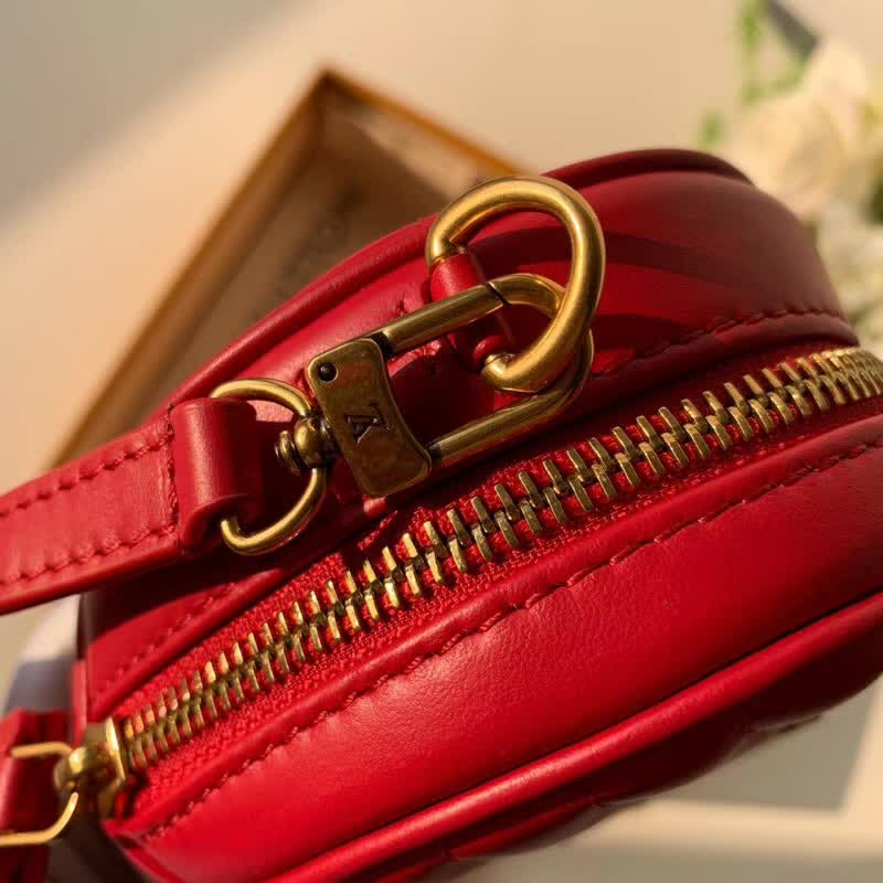 Replica Louis Vuitton Aaa-New Wave Heart Bag