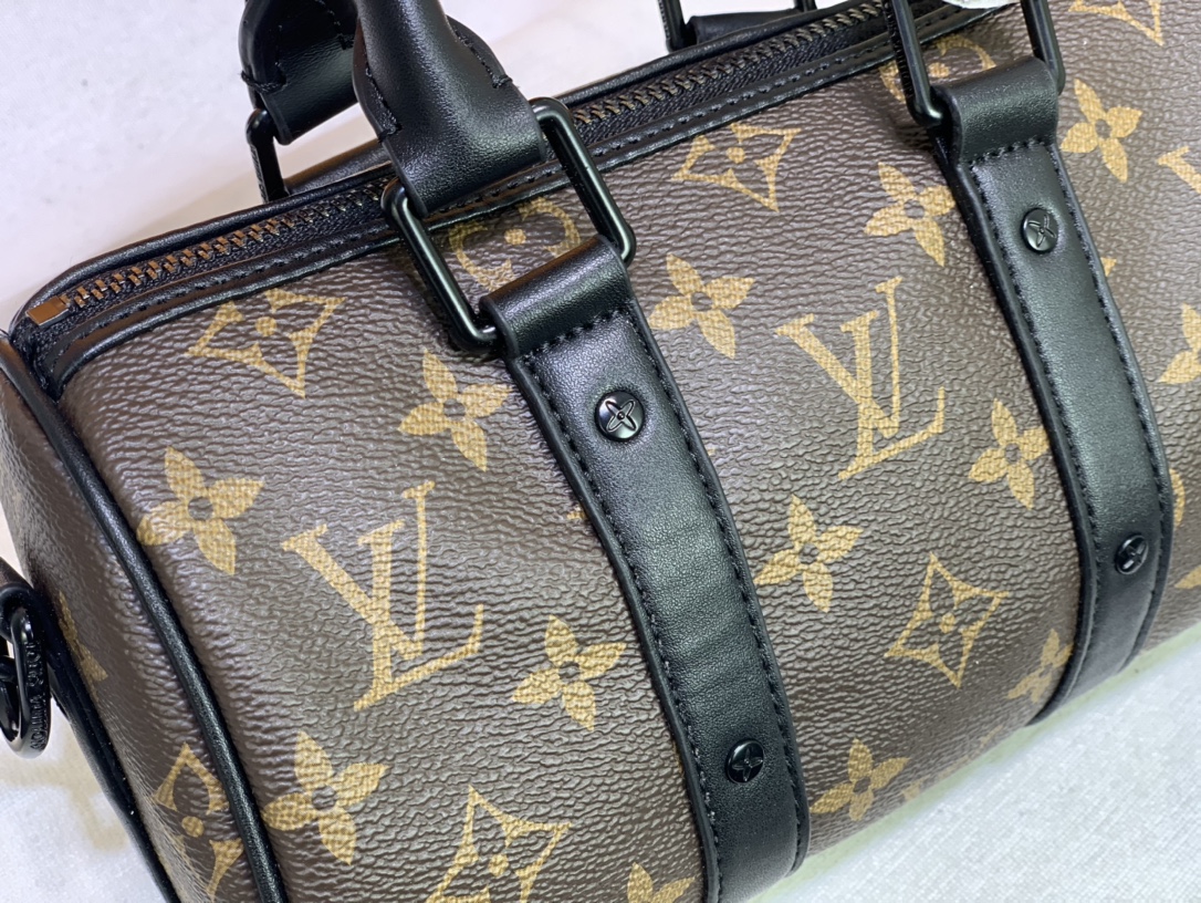 Replica Louis Vuitton Keepall Xs Monogram Seal Version