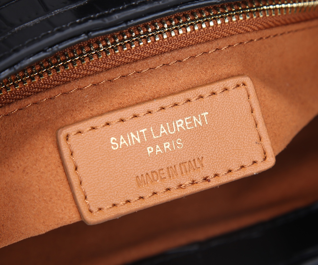 Replica Ysl Le 5 A 7 Hobo Bag In Crocodile-Embossed Leather 2024