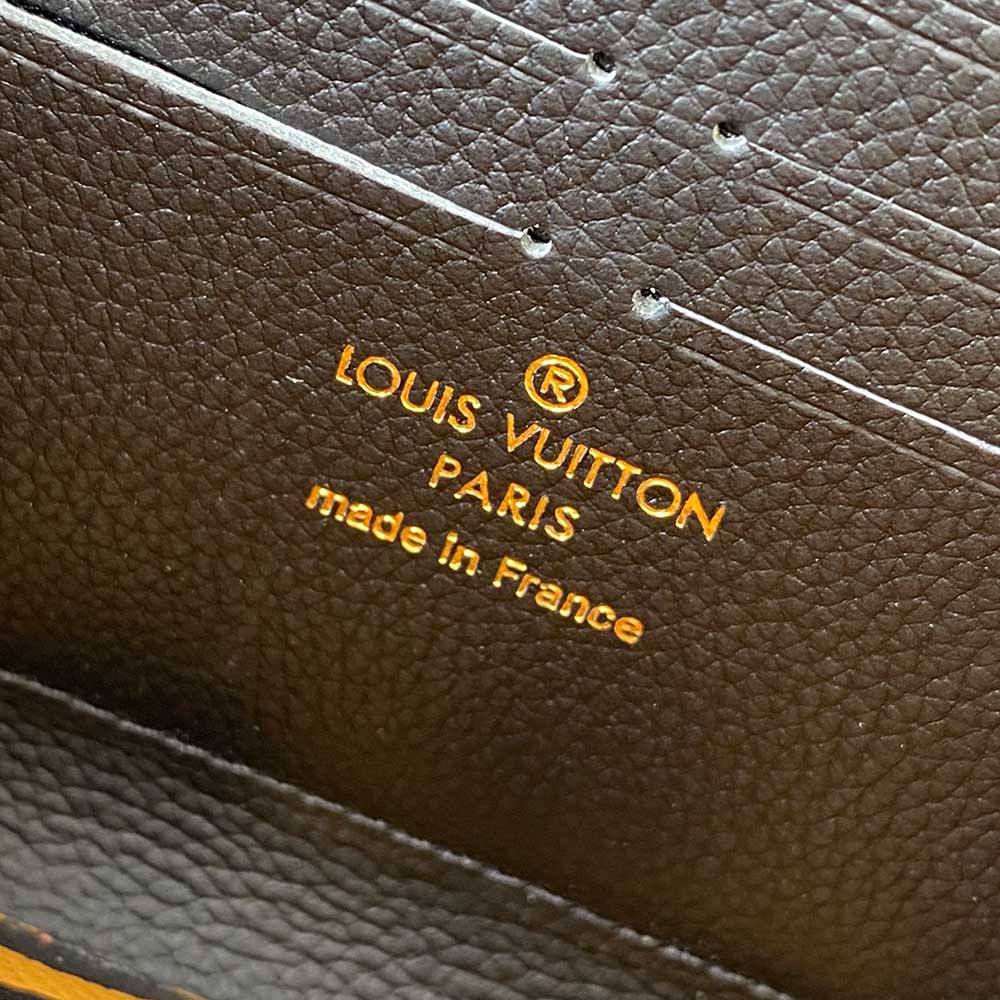 Replica Louis Vuitton Leopard Zippy Wallet M80685
