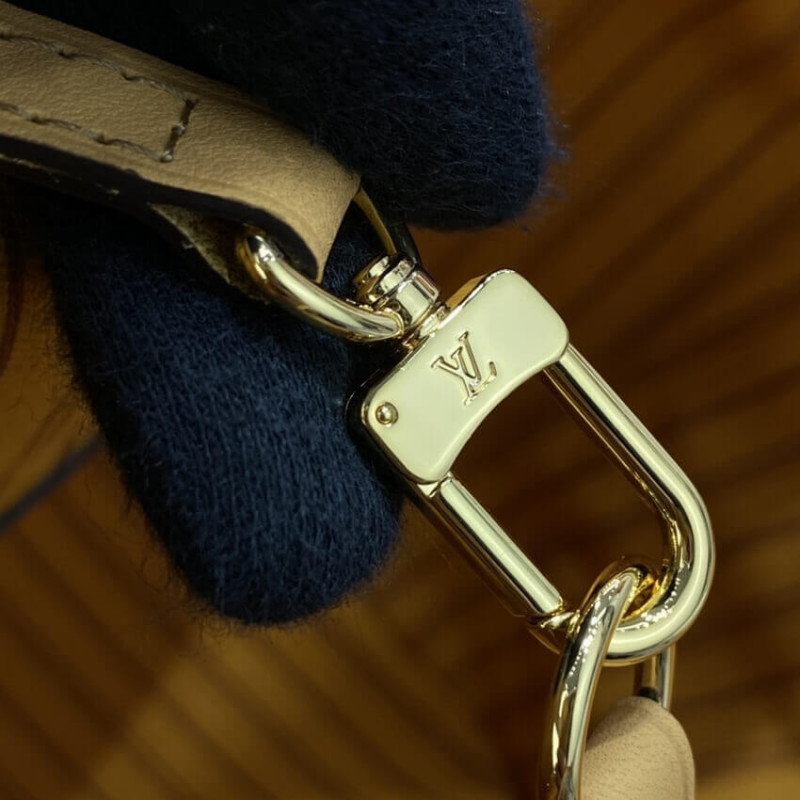 Replica Louis Vuitton Damier Azur Neverfull Mm N50047