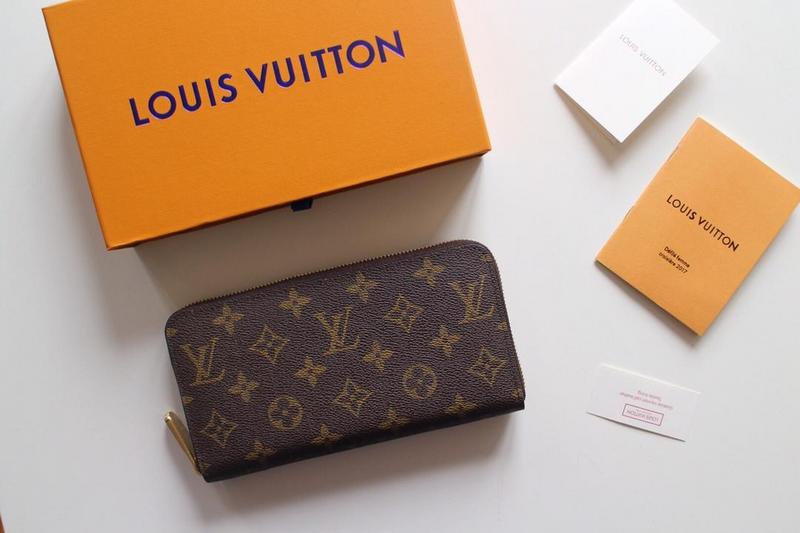 Replica Louis Vuitton Zippy Wallet