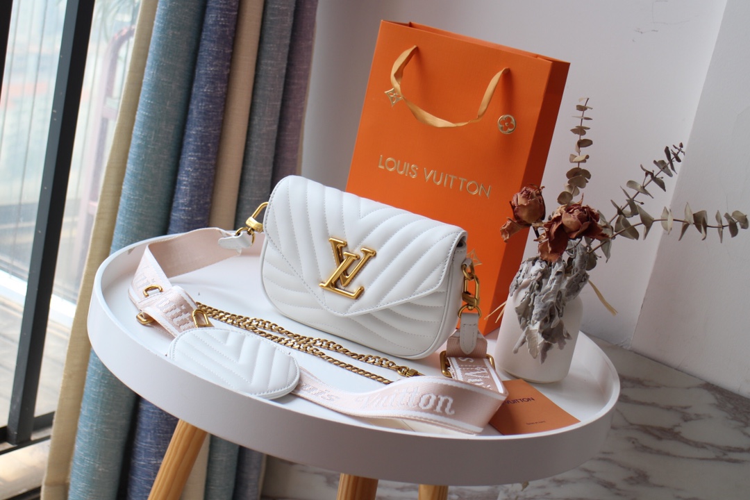 Replica Louis Vuitton New Wave Multi-Pochette M56471