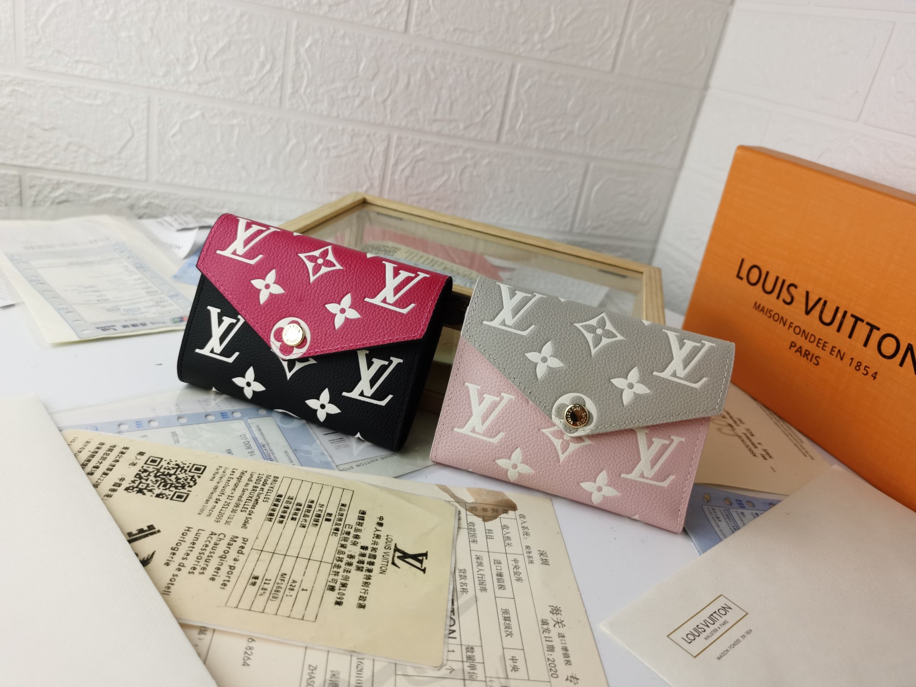 Replica Louis Vuitton Aaa-Victorine Wallet M81285