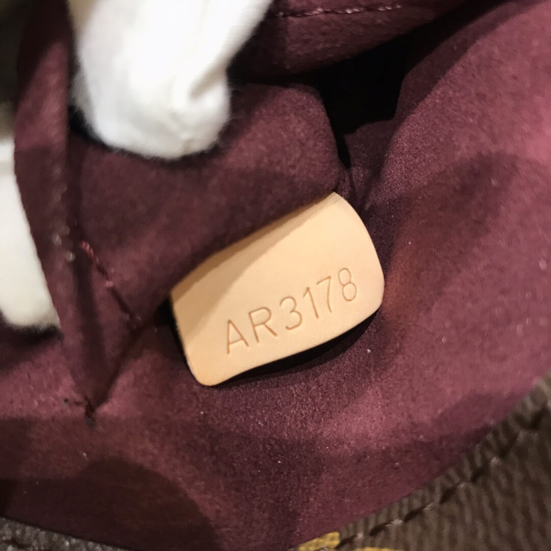 Replica Louis Vuitton Monogram Canvas Montaigne Bb M41055