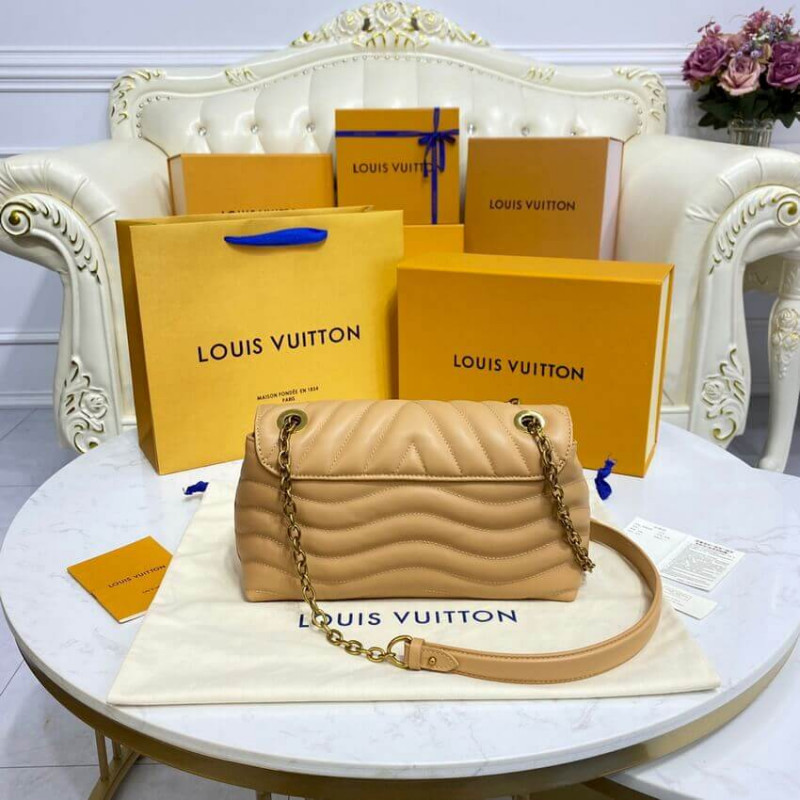 Replica Louis Vuitton Lv New Wave Chain Bag M59349 Arizona