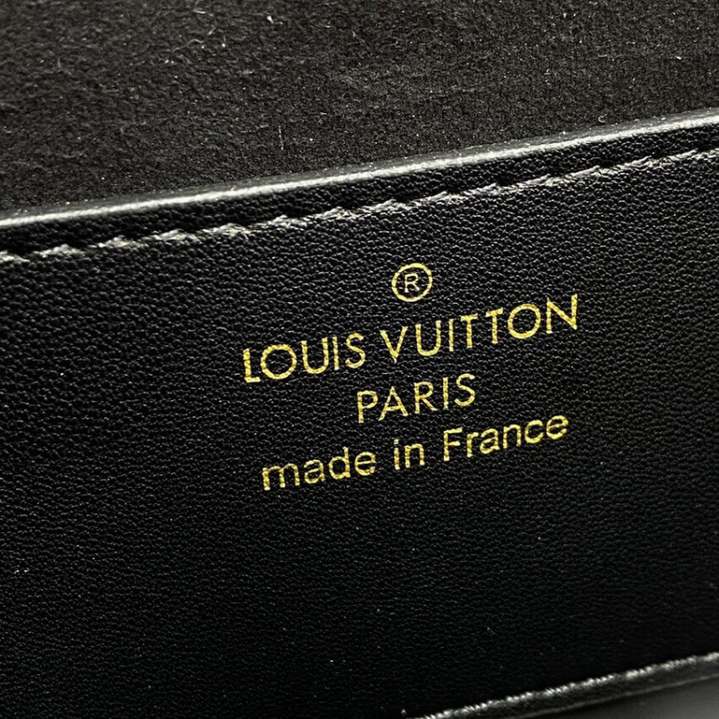 Replica Louis Vuitton Sheepskin Leather Twist Mm M59029 Black