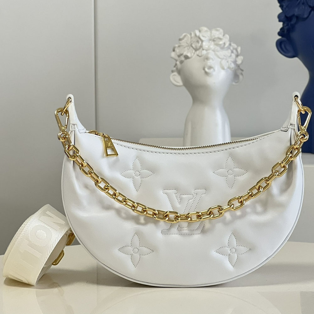 Replica Louis Vuitton Aaa- Over The Moon