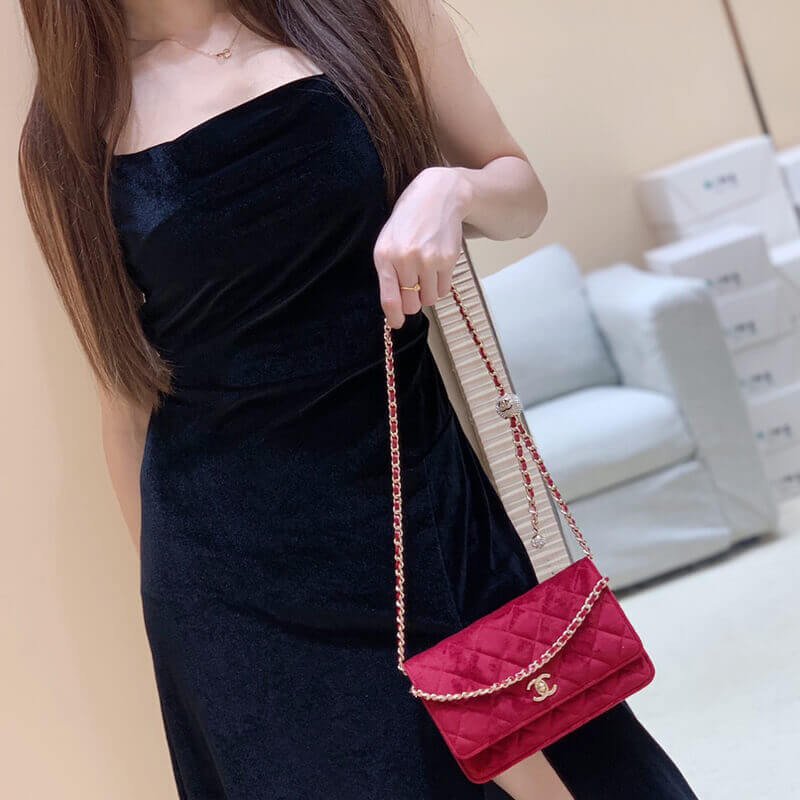 Replica Chanel Woc With Cc Details On Strap Ap1450 In Velvet
