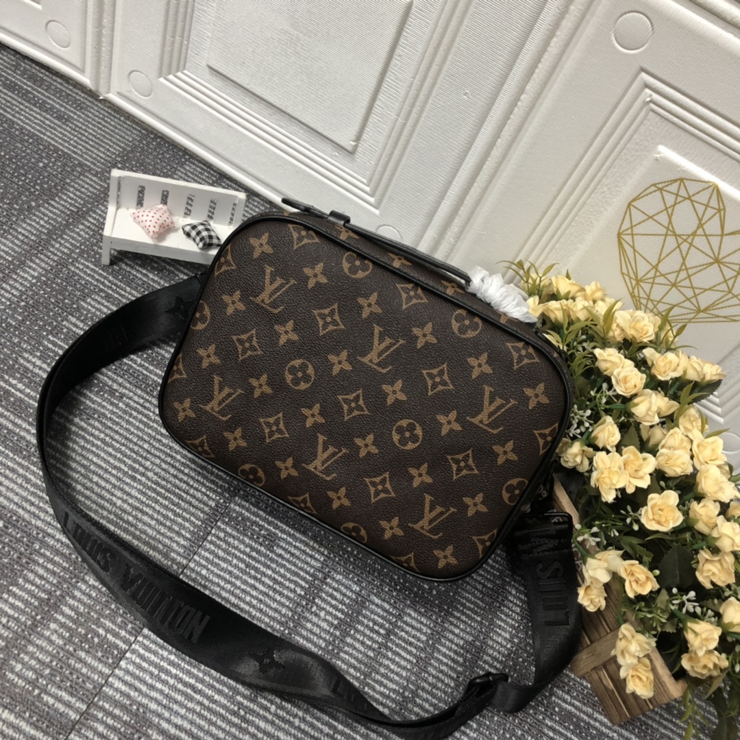 Replica Louis Vuitton S Lock Messenger M45863