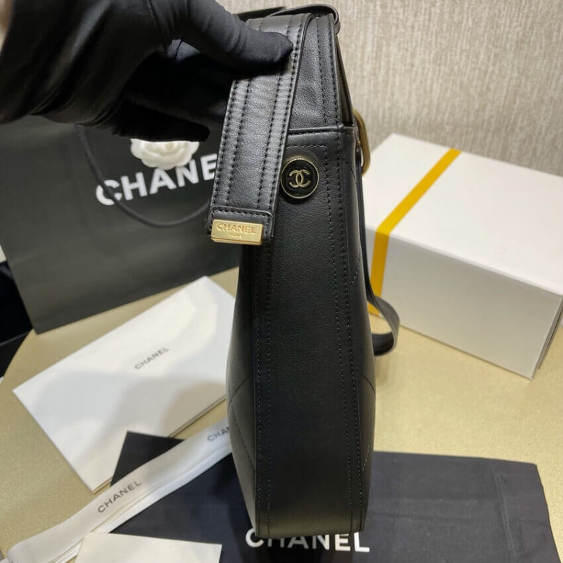Replica Chanel Hobo Handbag Calfskin Black As2844