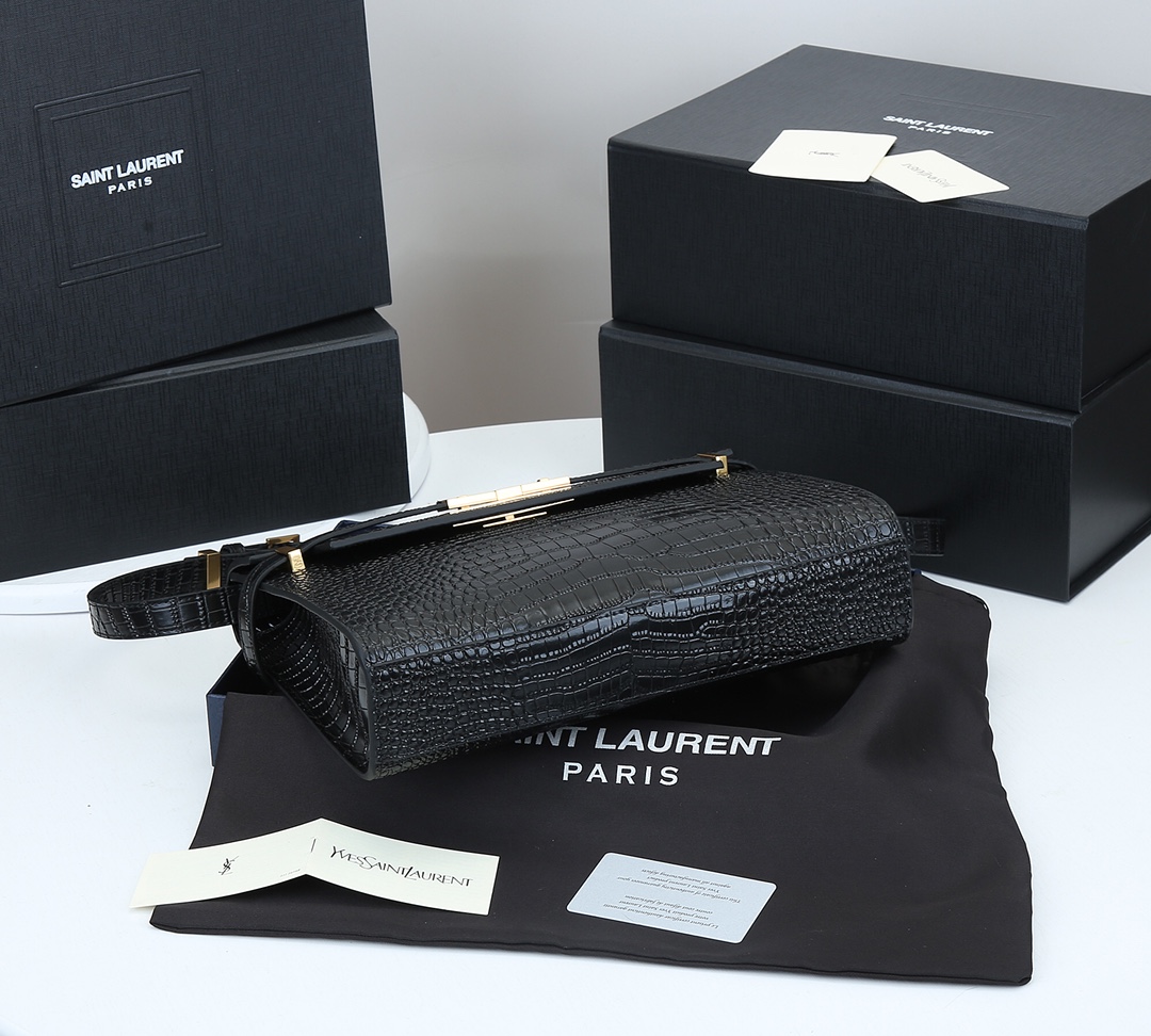 Replica Ysl Manhattan Shoulder Bag In Crocodile-Embossed Shiny Leather 2021